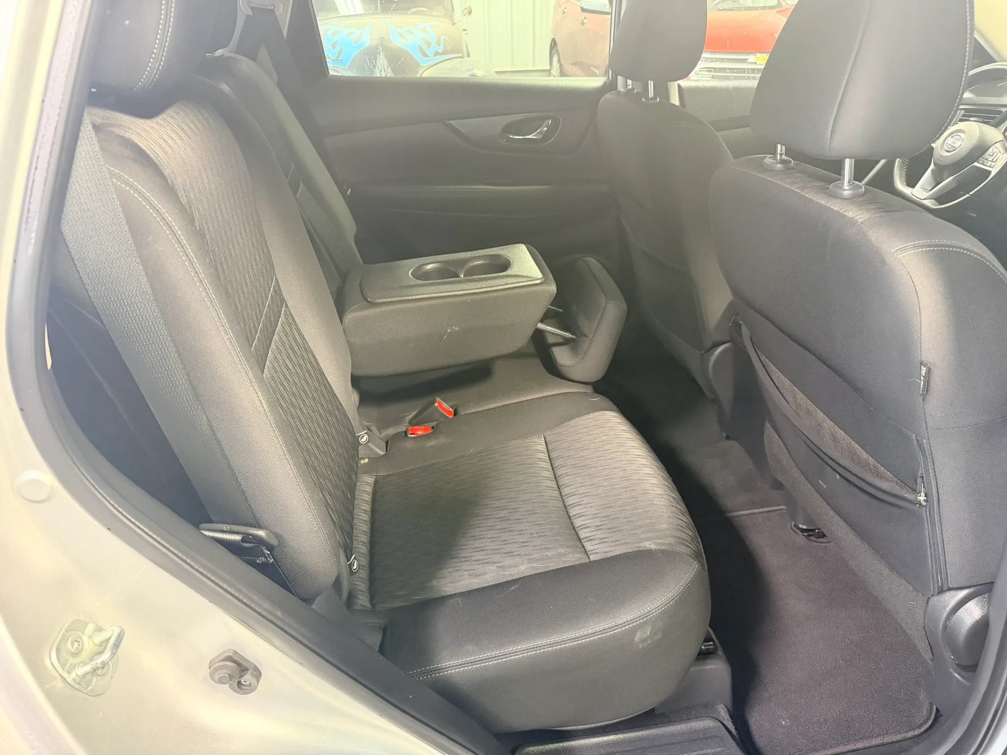 Used 2020 Nissan Rogue SV AWD/4WD image 12