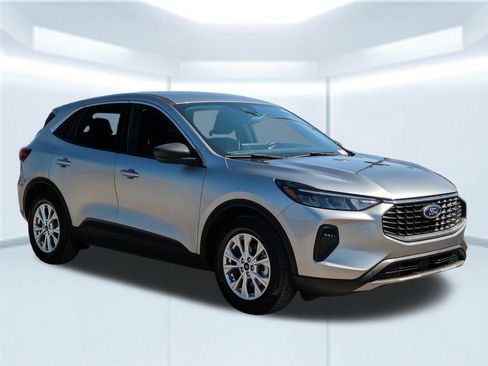 Used 2023 Ford Escape Active w/ Tech Pack #1 image 8