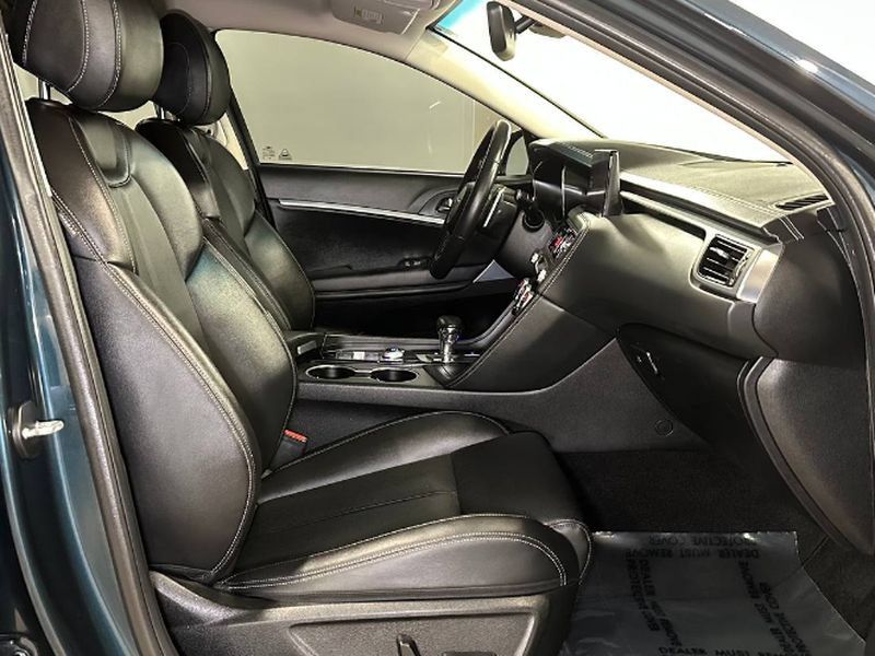 Used 2023 Genesis G70 2.0T AWD/4WD image 20