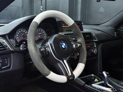 Used 2018 BMW M4 Coupe w/ Executive Package image 16