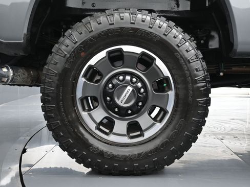 Used 2023 Ford F250 Lariat w/ Lariat Ultimate Package AWD/4WD image 18