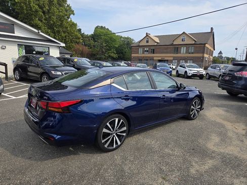 Used 2021 Nissan Altima 2.5 SR FWD image 7