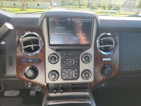 Used 2015 Ford F350 Lariat w/ Chrome Package image 21