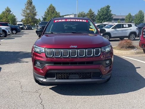 Used 2022 Jeep Compass Latitude w/ Convenience Group AWD/4WD image 2