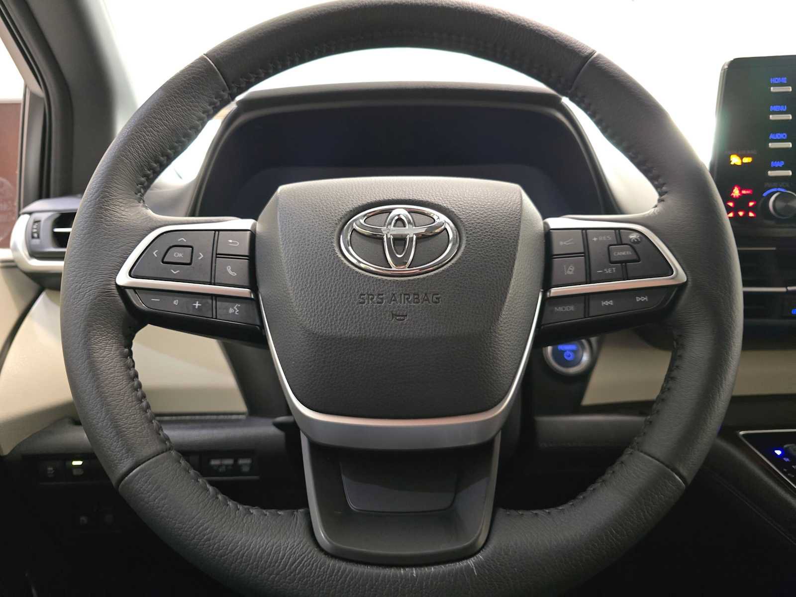 Certified 2021 Toyota Sienna XLE AWD/4WD image 10