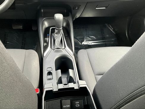 Used 2023 Toyota Corolla LE image 31