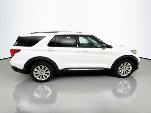 Certified 2021 Ford Explorer Limited w/ Equipment Group 301A AWD/4WD image 8