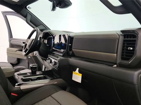 New 2026 Chevrolet Silverado 1500 ZR2 AWD/4WD image 38