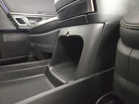 Used 2023 Rivian R1S Launch Edition AWD/4WD image 33