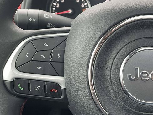 Used 2023 Jeep Renegade Trailhawk w/ Sun/Sound Group AWD/4WD image 31