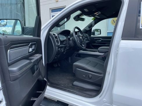 Used 2022 RAM 1500 Big Horn AWD/4WD image 9