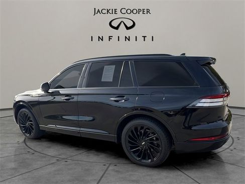 Used 2023 Lincoln Aviator Black Label w/ Jet Package image 3