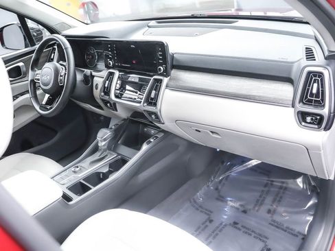 Used 2022 Kia Sorento S image 35