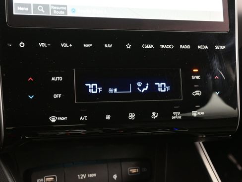 Used 2023 Hyundai Tucson Limited image 21