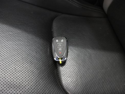 Used 2017 Chevrolet Camaro SS RWD image 57