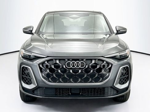 Used 2025 Audi Q5 Premium Plus w/ Premium Plus AWD/4WD image 3