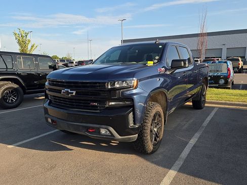 Used 2021 Chevrolet Silverado 1500 LT Trail Boss w/ Convenience Package II AWD/4WD image 1