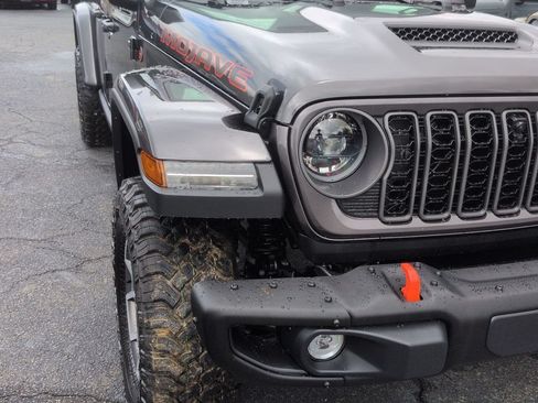 New 2026 Jeep Gladiator Mojave AWD/4WD image 8