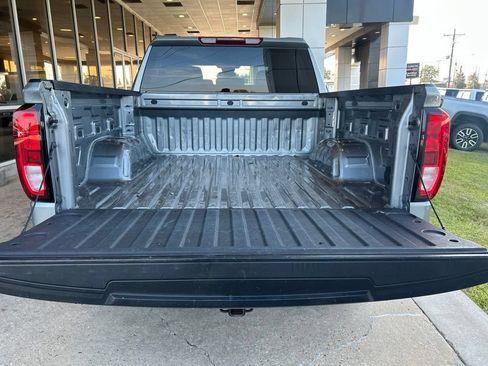 Used 2025 GMC Sierra 1500 Elevation w/ X31 Off-Road Package AWD/4WD image 12