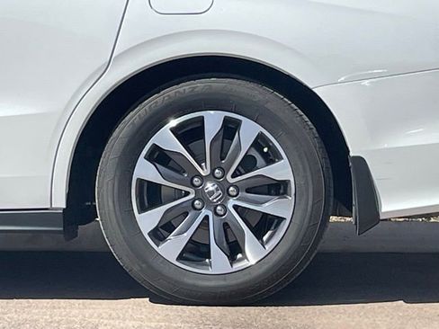 Used 2022 Honda Odyssey EX-L image 19