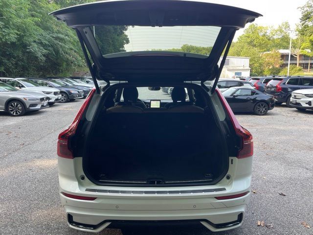 Certified 2026 Volvo XC60 B5 Plus AWD/4WD image 16
