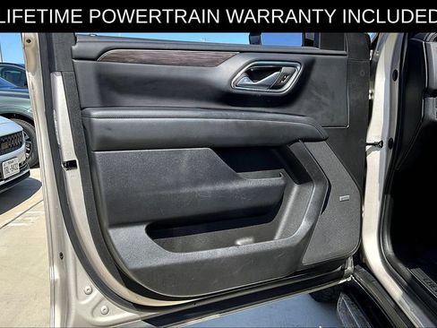 Used 2023 Chevrolet Suburban LT AWD/4WD image 23