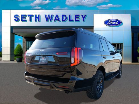 New 2025 Ford Expedition Tremor image 7