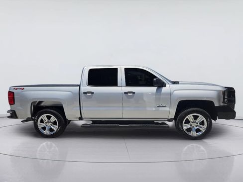 Used 2018 Chevrolet Silverado 1500 Custom w/ Texas Edition AWD/4WD image 4