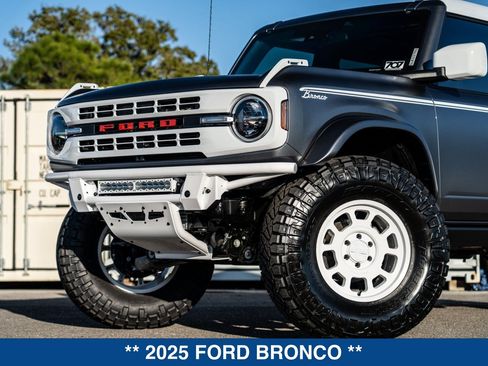 New 2025 Ford Bronco Heritage Edition AWD/4WD image 19