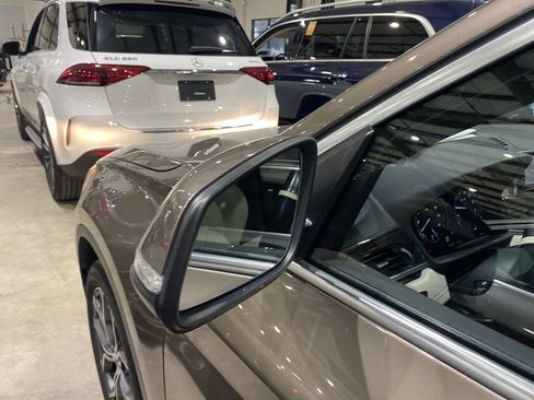 Used 2020 BMW X1 sDrive28i w/ Convenience Package FWD image 18