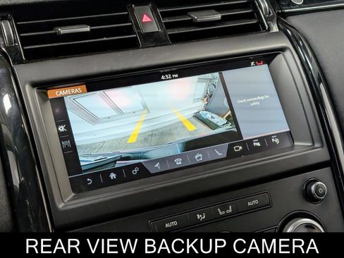 Used 2019 Land Rover Discovery SE AWD/4WD image 43