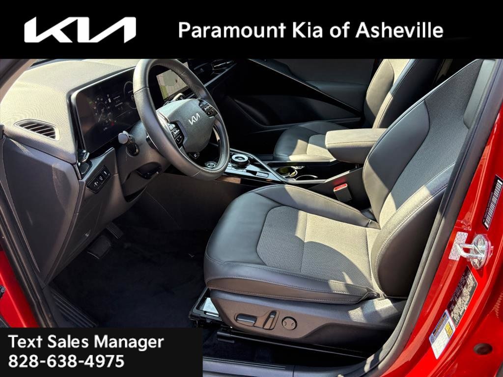 Certified 2023 Kia Niro Wind FWD image 17