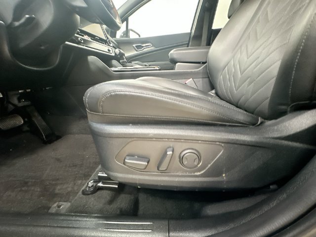 Certified 2025 Kia Sportage X-Line AWD/4WD image 22