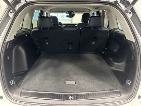 Used 2023 Jeep Grand Cherokee Limited AWD/4WD image 21