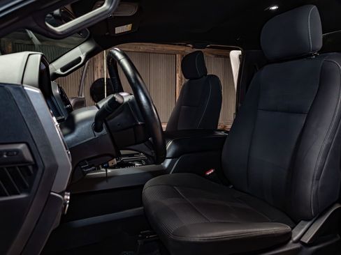 Used 2017 Ford F150 XLT w/ Equipment Group 301A Mid image 19