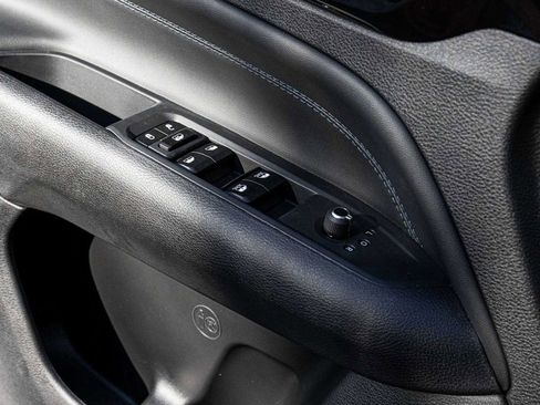 New 2026 Jeep Compass Latitude AWD/4WD image 12