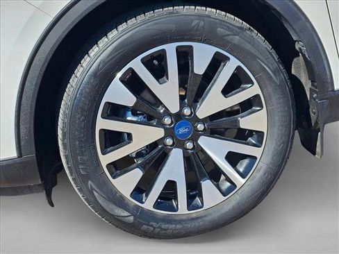 Used 2020 Ford Escape SE Sport image 21