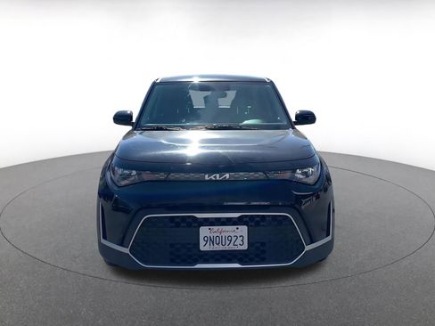Used 2025 Kia Soul LX w/ LX Technology Package image 4