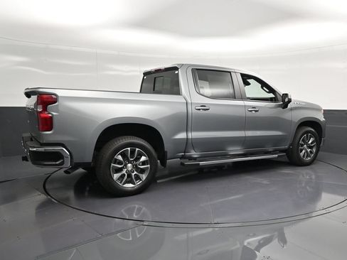 Used 2025 Chevrolet Silverado 1500 LT w/ Safety Package RWD image 3