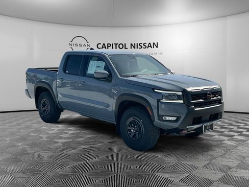 New 2025 Nissan Frontier PRO-4X image 4