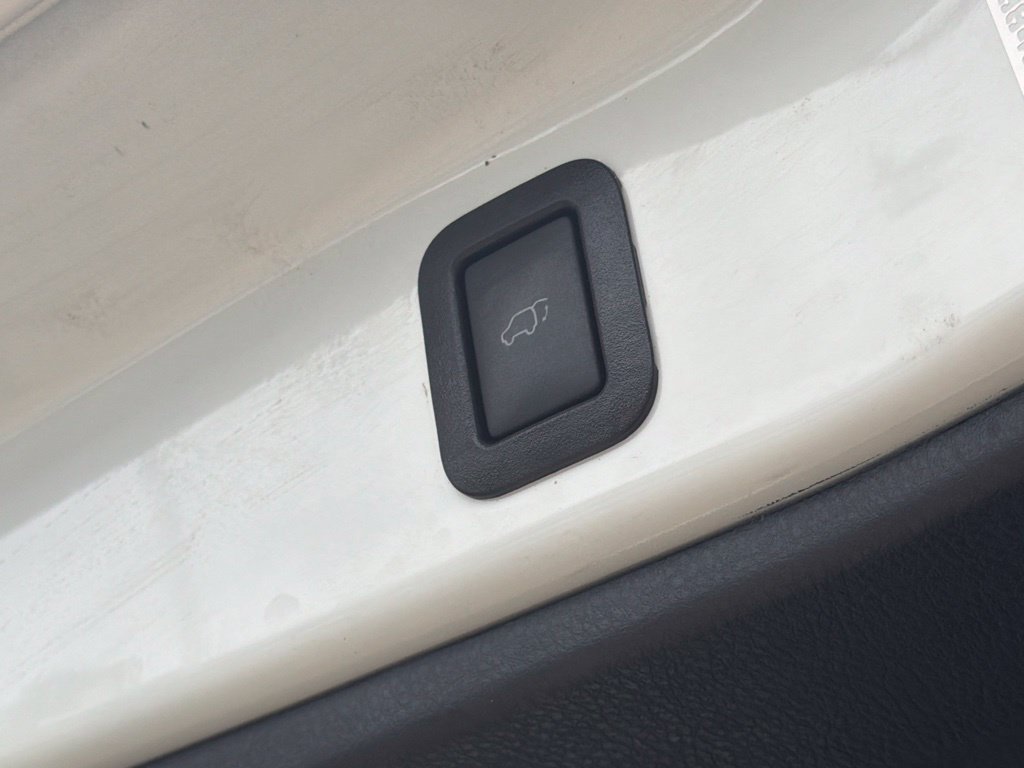 Used 2019 Toyota Highlander XLE AWD/4WD image 20