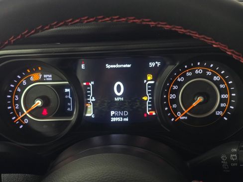 Used 2024 Jeep Wrangler Unlimited Rubicon AWD/4WD image 30
