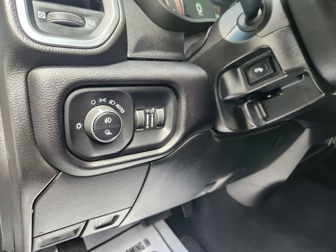 Used 2024 RAM 2500 Laramie AWD/4WD image 22