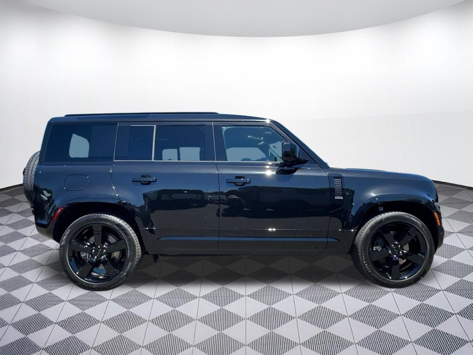 New 2026 Land Rover Defender 110 X-Dynamic SE AWD/4WD image 7