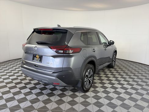 Used 2023 Nissan Rogue SV w/ SV Premium B Package AWD/4WD image 10