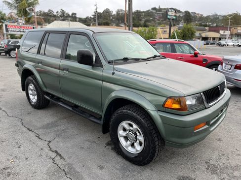 Used 1997 Mitsubishi Montero Sport LS image 2