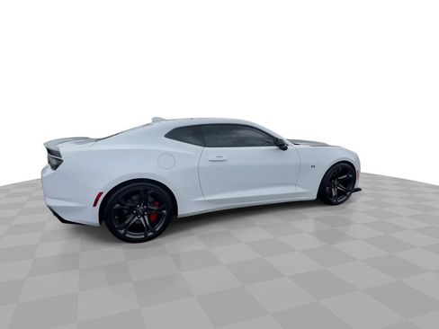 Used 2020 Chevrolet Camaro SS image 8