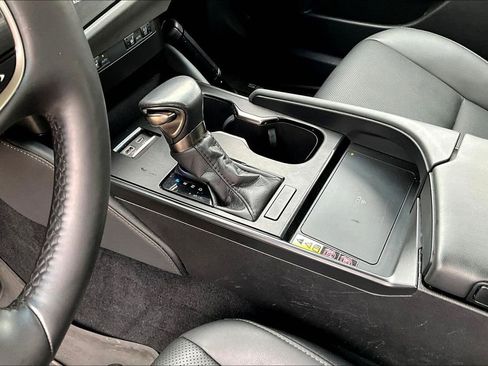Used 2024 Lexus ES 350 w/ Premium Package FWD image 19