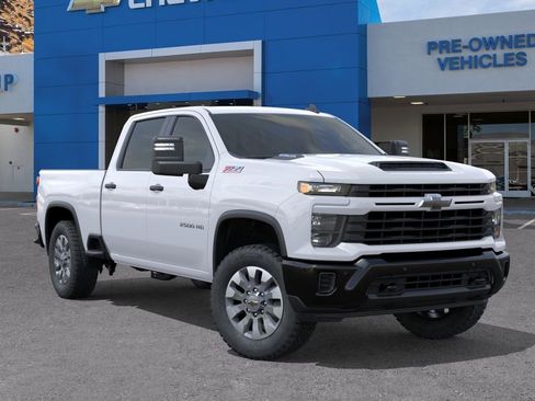 New 2026 Chevrolet Silverado 2500 Custom w/ Custom Value Package image 7
