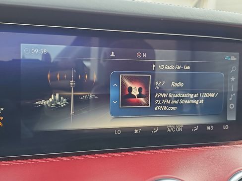 Used 2019 Mercedes-Benz S 560 Cabriolet image 17